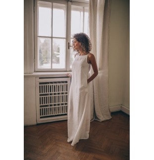 Ladies minimalist white dress