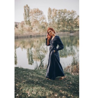 Women's long-sleeved linen dress