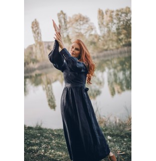 Women's long-sleeved linen dress